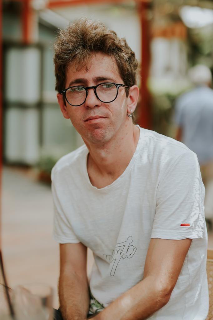 Yoav Yariv
